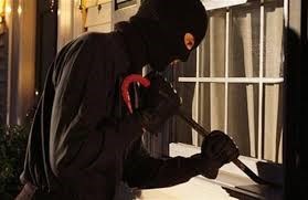 Slika /PU_VS/Kradje/provalnik u kuću.jpg